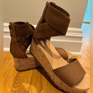 Sorel Cameron platform ankle strap wedge sandal